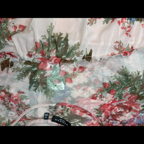 Sheer floral top - Picture 6 of 7